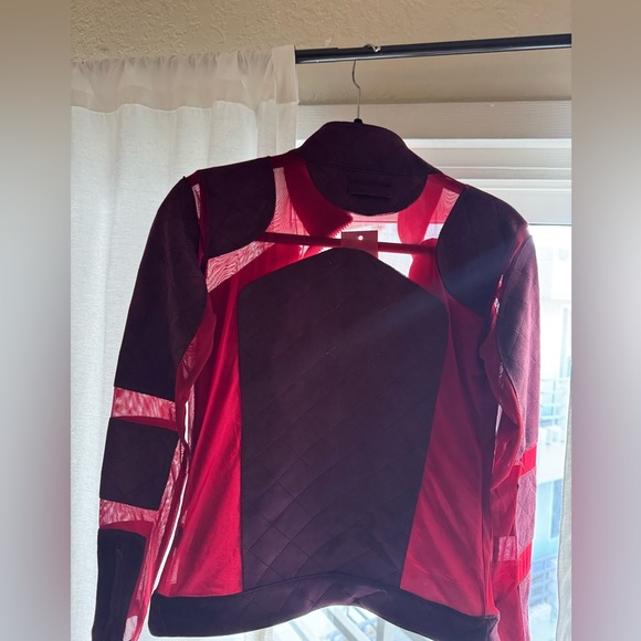 LACED Jacket - Picture 5 of 5